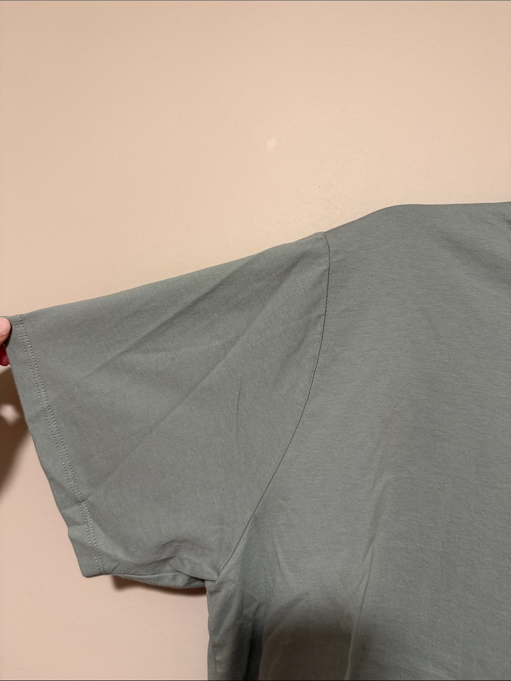 NWT Abercrombie and Fitch Green Essentials Tee - Picture 4 of 5
